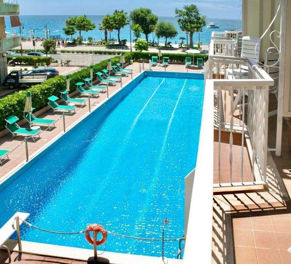 Costa Blue Villa Maiori Exterior foto